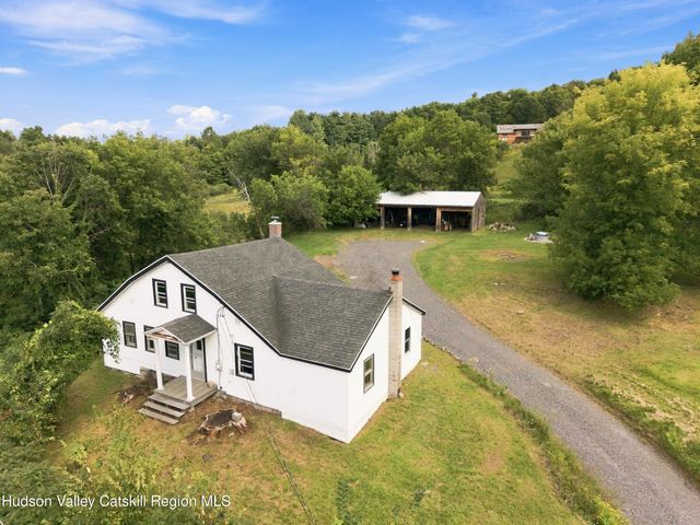 1152 New York 203, Austerlitz, NY 12017