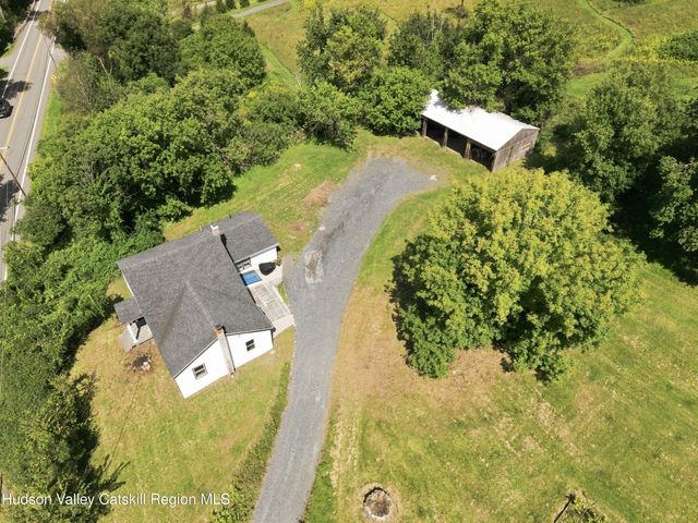 1152 New York 203, Austerlitz, NY 12017