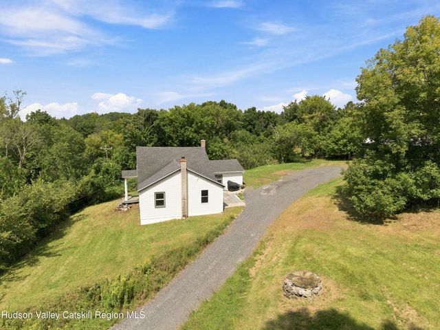 1152 New York 203, Austerlitz, NY 12017