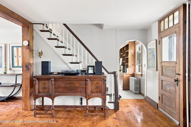 1152 New York 203, Austerlitz, NY 12017