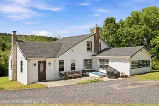 1152 New York 203, Austerlitz, NY 12017