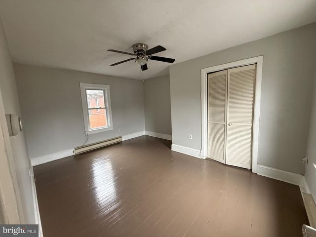 8 S MAPLE AVE, Brunswick, MD 21716