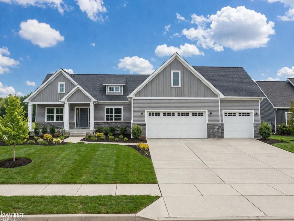 13204 Championship Drive, Fenton Twp, MI 48451