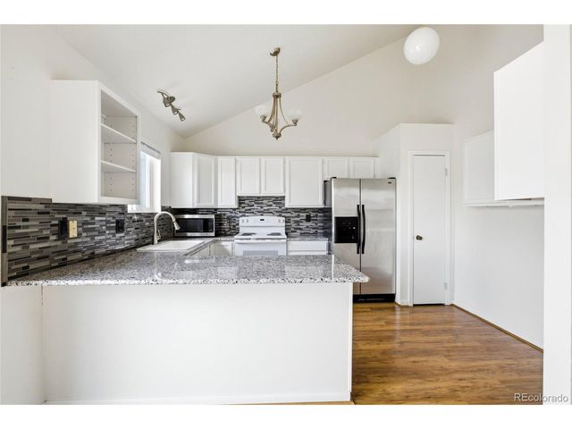 2889 W Rowland Pl, Littleton, CO 80120