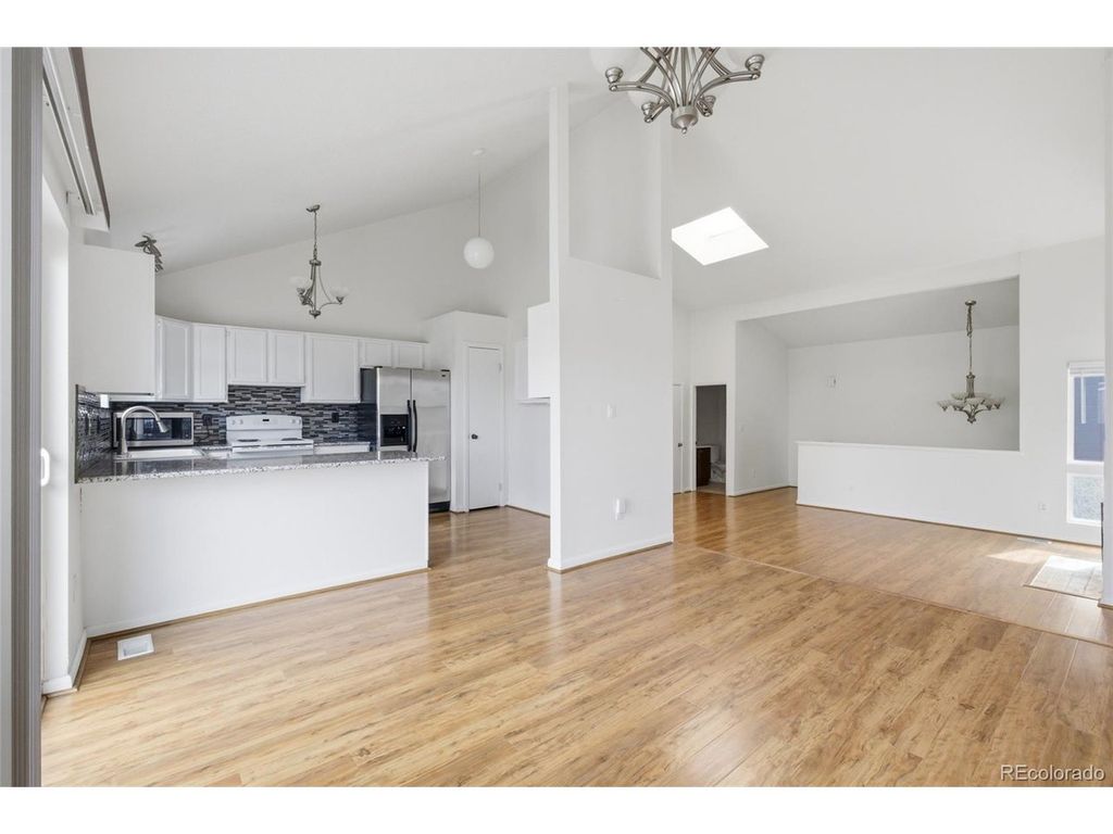 2889 W Rowland Pl, Littleton, CO 80120