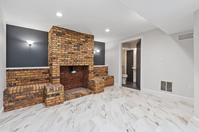 60 Murphy, Hudson, MA 01749