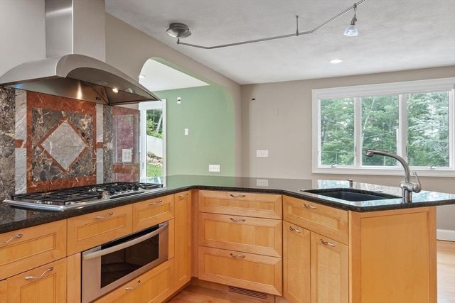 60 Murphy, Hudson, MA 01749