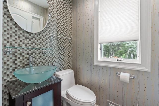 60 Murphy, Hudson, MA 01749