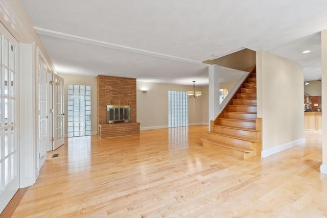 60 Murphy, Hudson, MA 01749