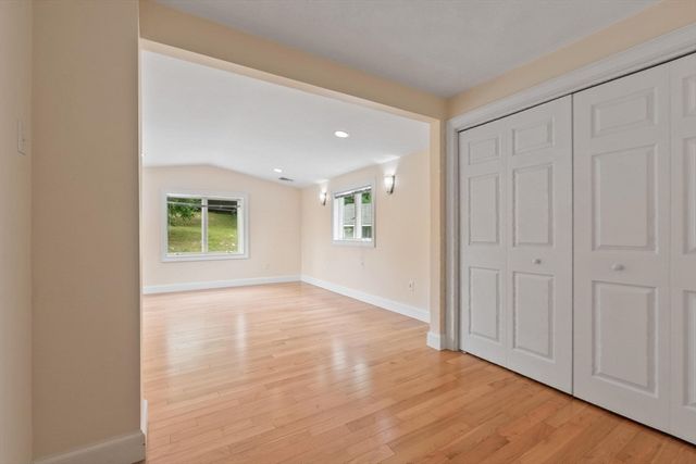 60 Murphy, Hudson, MA 01749