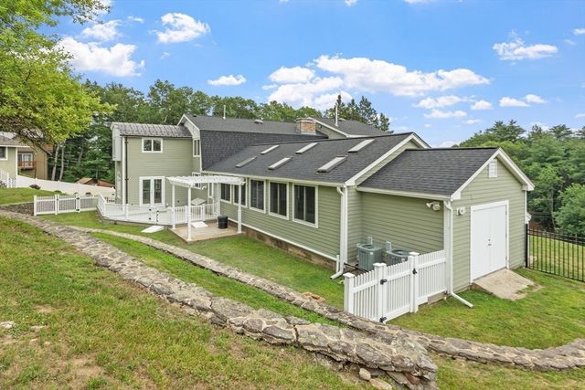 60 Murphy, Hudson, MA 01749