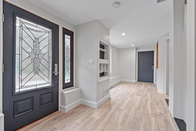 60 Murphy, Hudson, MA 01749