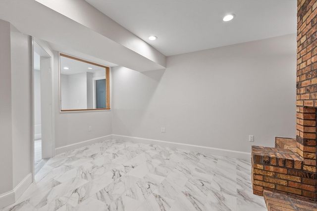 60 Murphy, Hudson, MA 01749