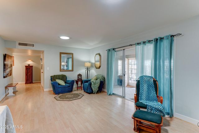 10256 N 105th Drive, Sun City, AZ 85351