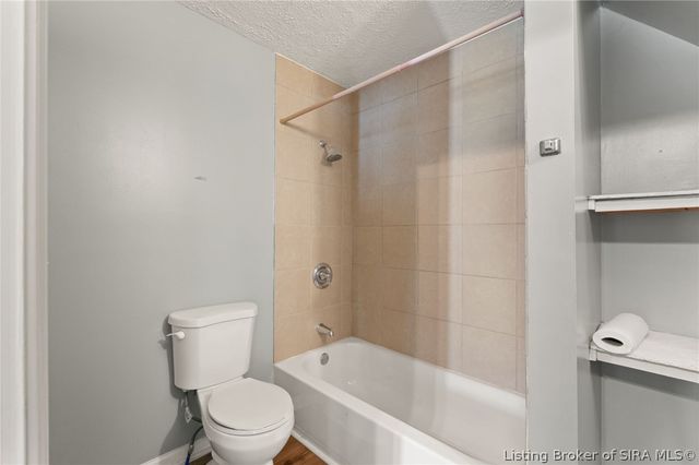 1120 Ekin Avenue, New Albany, IN 47150