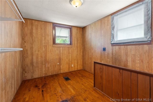 1120 Ekin Avenue, New Albany, IN 47150