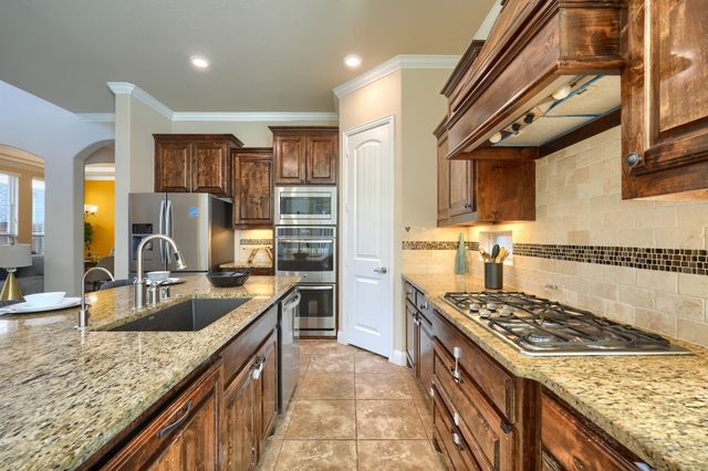 7119 Isle Royal Lane, Irving, TX 75063