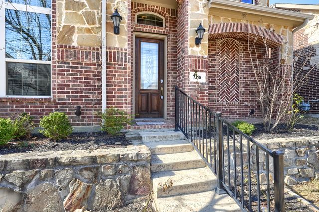 7119 Isle Royal Lane, Irving, TX 75063