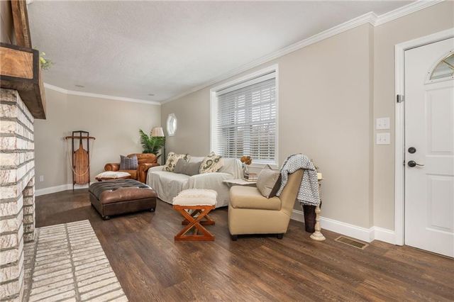 301 Midway NW Road, Marietta, GA 30064