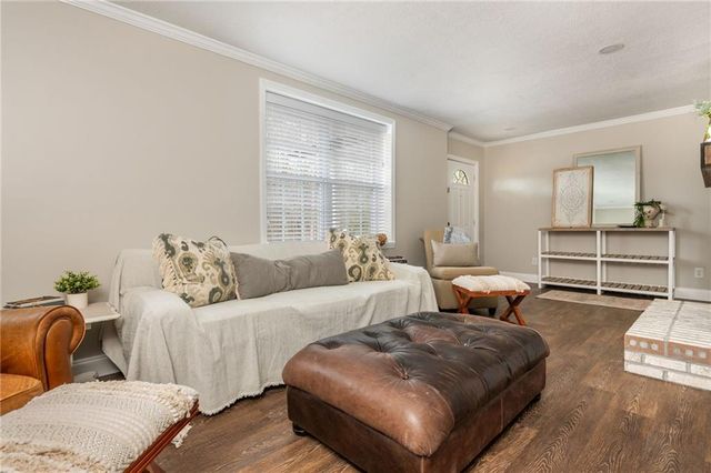 301 Midway NW Road, Marietta, GA 30064