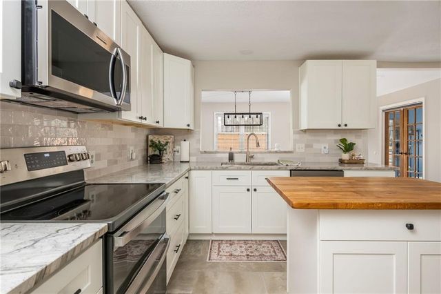 301 Midway NW Road, Marietta, GA 30064