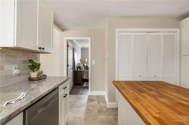 301 Midway NW Road, Marietta, GA 30064