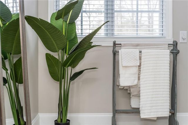 301 Midway NW Road, Marietta, GA 30064