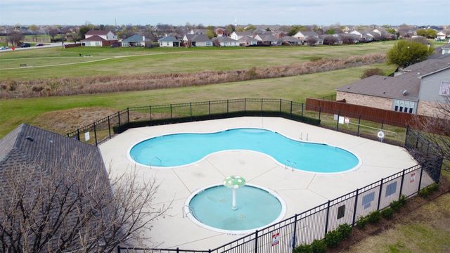 10928 Middleglen Road, Fort Worth, TX 76052