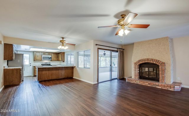 2014 E MAGDALENA Drive, Tempe, AZ 85283