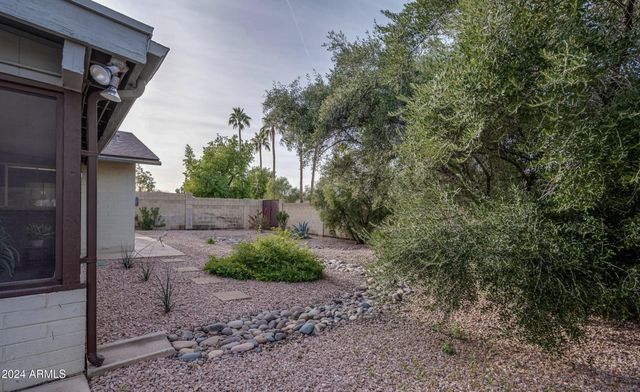 2014 E MAGDALENA Drive, Tempe, AZ 85283