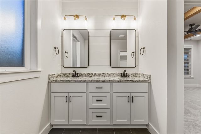 1440 Dresden Drive, Centerton, AR 72719