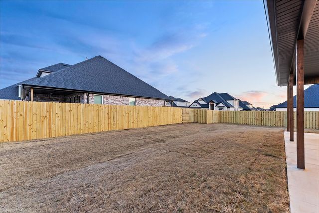 1440 Dresden Drive, Centerton, AR 72719