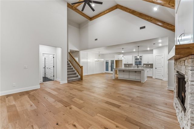 1440 Dresden Drive, Centerton, AR 72719