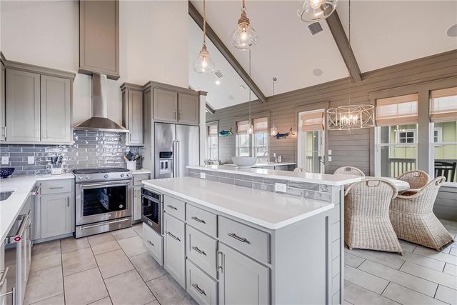 123 Fish Hook, Port Aransas, TX 78373