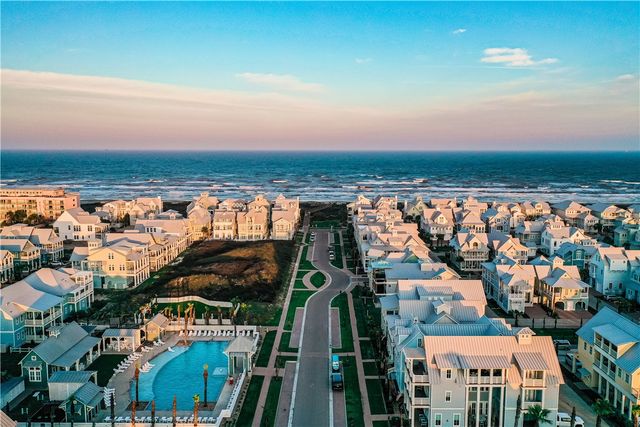 123 Fish Hook, Port Aransas, TX 78373