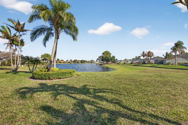 7198 SE Quincy Terrace, Hobe Sound, FL 33455