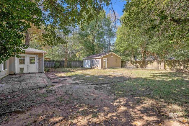 409 Nichols Avenue, Fairhope, AL 36532
