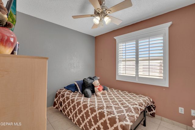 1623 PHIL GIBBS Drive, El Paso, TX 79936