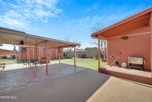 1623 PHIL GIBBS Drive, El Paso, TX 79936