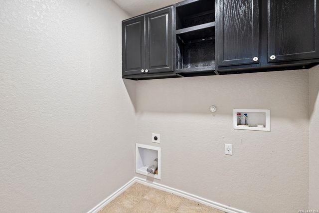 328 PRICKLY PEAR DR, Cibolo, TX 78108