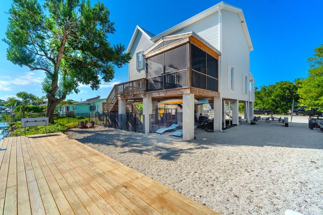 1615 Fern Avenue, Big Pine Key, FL 33043