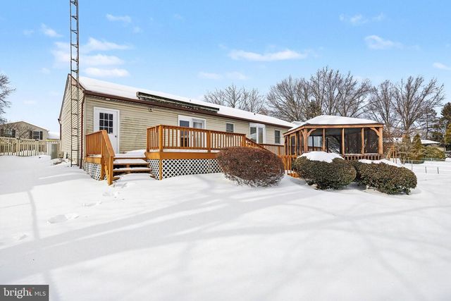 2927 WOODSHEAD TER, York, PA 17403