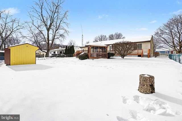 2927 WOODSHEAD TER, York, PA 17403