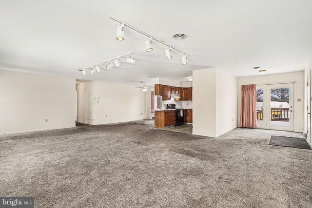 2927 WOODSHEAD TER, York, PA 17403