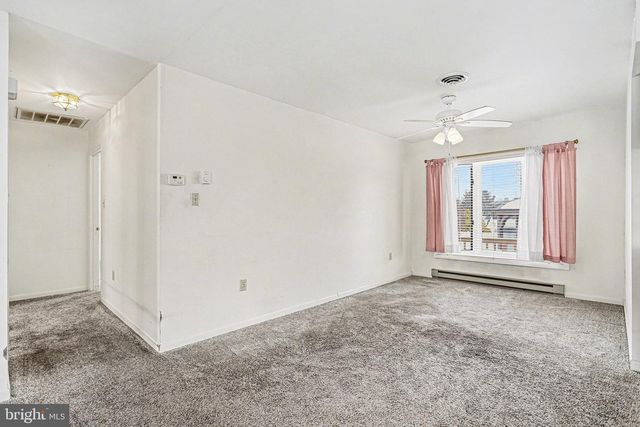 2927 WOODSHEAD TER, York, PA 17403