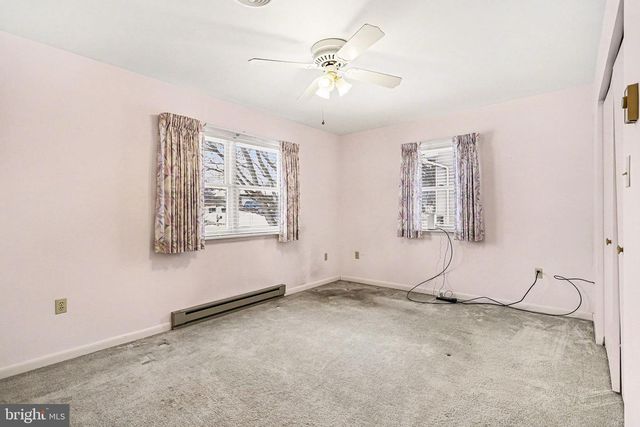 2927 WOODSHEAD TER, York, PA 17403