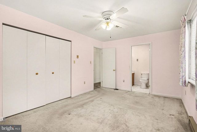 2927 WOODSHEAD TER, York, PA 17403