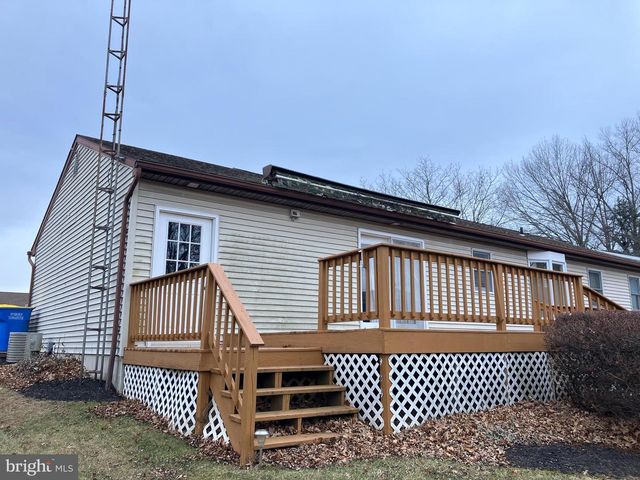 2927 WOODSHEAD TER, York, PA 17403