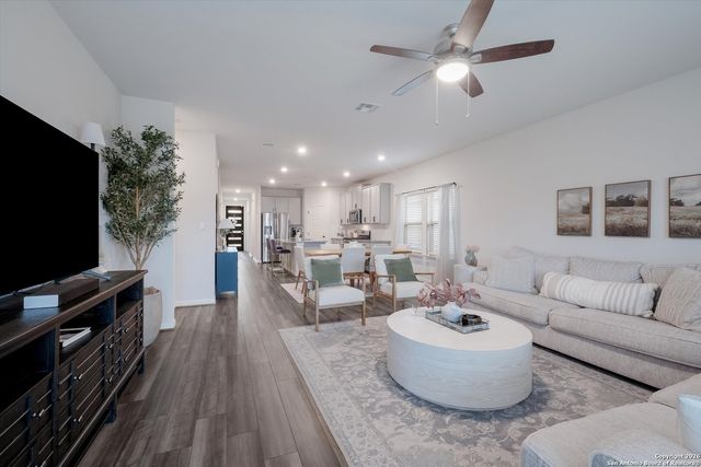 10227 Amaryllis, Boerne, TX 78006