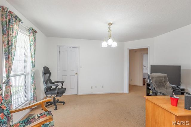 383 Red Robin, Poplar Bluff, MO 63901